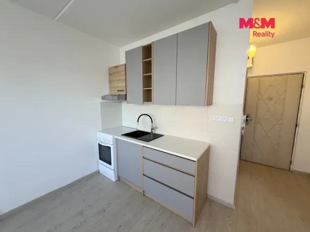 Pronájem bytu 2+kk, Žatec, Jaroslava Vrchlického, 35 m2