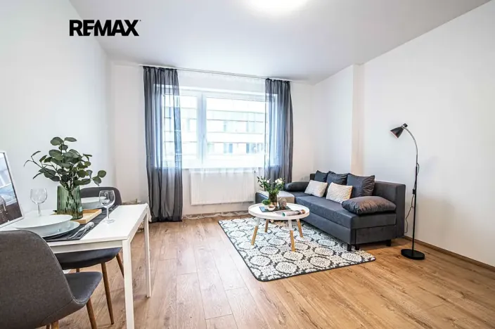 Pronájem bytu 1+kk, Rakovník, Nad Nemocnicí, 28 m2