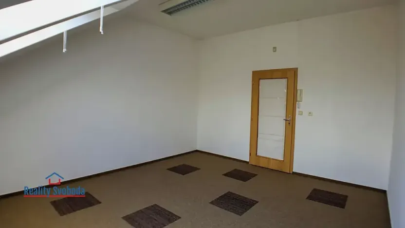 Pronájem kanceláře, Frýdek-Místek, tř. T. G. Masaryka, 19 m2