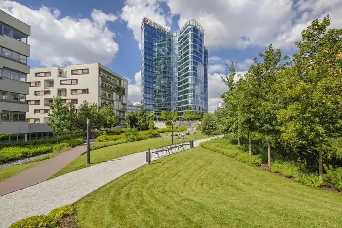 Pronájem obchodního prostoru, Praha - Michle, Želetavská, 84 m2