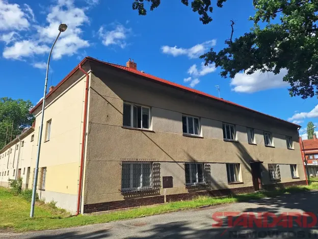 Pronájem komerční nemovitosti, Lužany, 50 m2