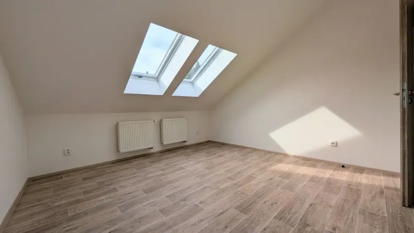 Pronájem bytu 4+kk, Peruc, U Koupaliště, 116 m2