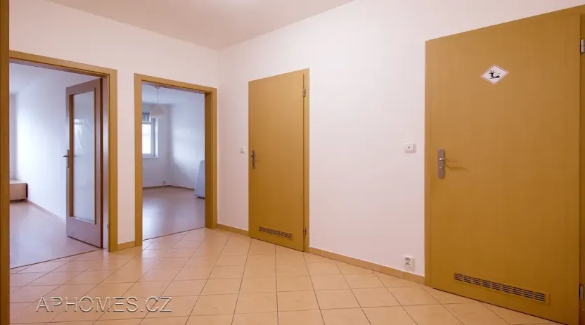Pronájem bytu 3+kk, Praha - Řepy, Skuteckého, 75 m2