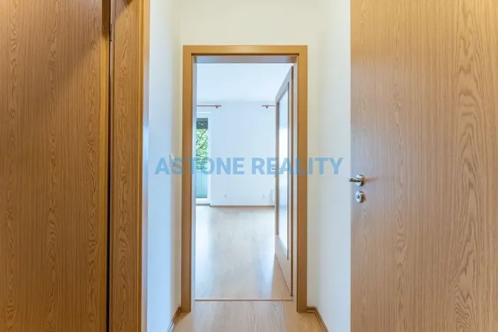 Prodej bytu 1+kk, Praha - Uhříněves, Václava Trojana, 41 m2