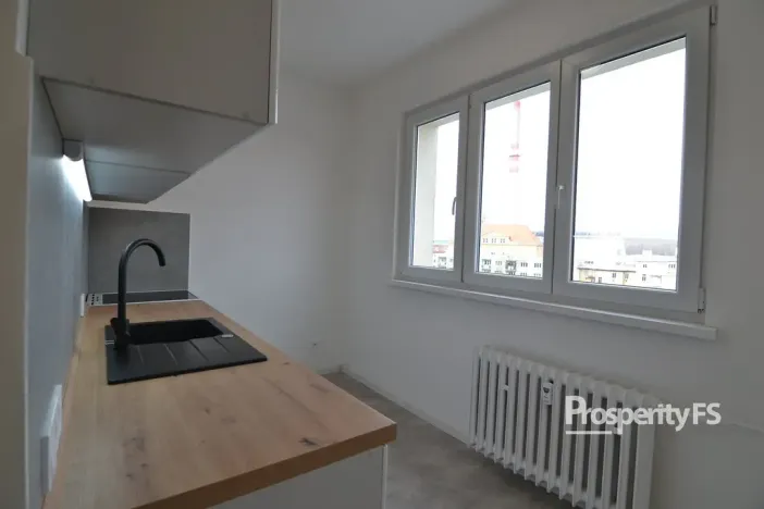 Pronájem bytu 3+1, Teplice - Řetenice, Duchcovská, 72 m2