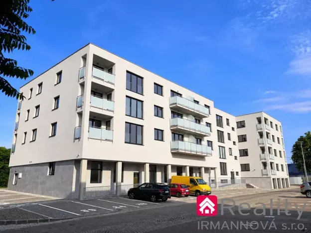 Prodej bytu 3+kk, Pohořelice, Znojemská, 67 m2
