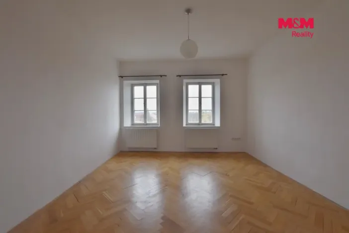 Pronájem bytu 2+1, Hradec Králové, Velké náměstí, 45 m2