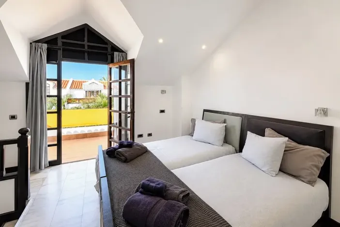 Prodej vily, Adeje, Španělsko, 152 m2