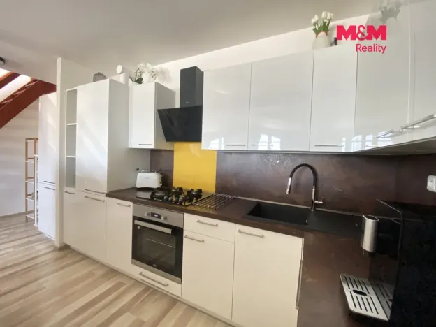 Pronájem bytu 3+kk, Jablonec nad Nisou, Máchova, 71 m2