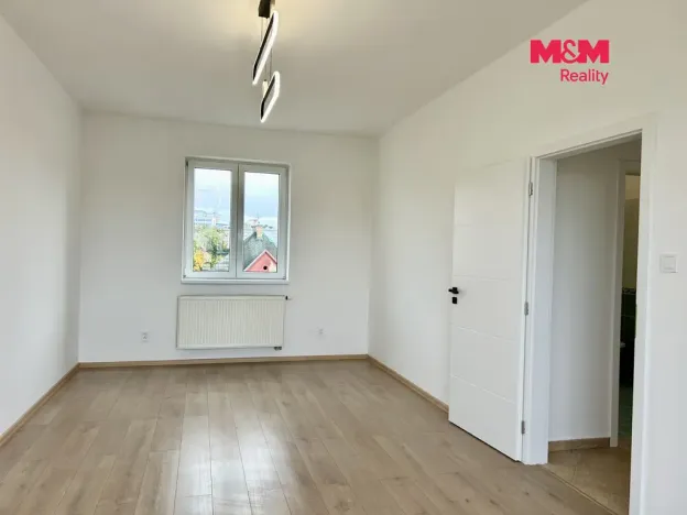 Pronájem bytu 3+1, Liberec, Pavlovická, 74 m2