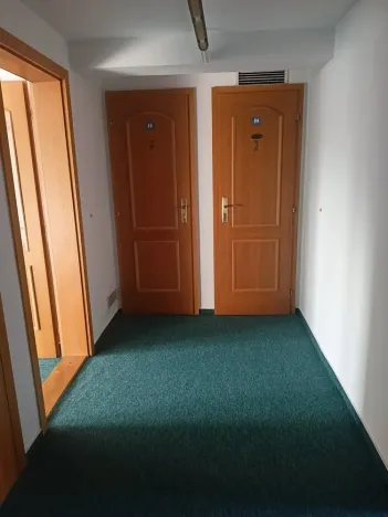 Pronájem kanceláře, Praha - Nové Město, náměstí I. P. Pavlova, 87 m2