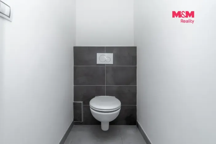 Prodej bytu 2+kk, Moravany, Višňová, 51 m2
