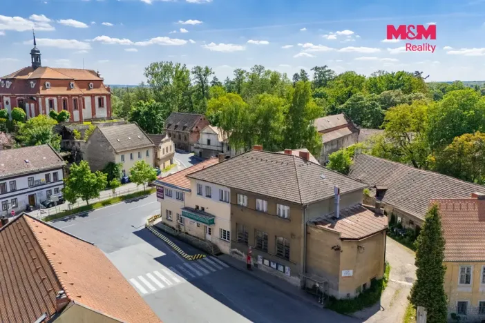 Prodej činžovního domu, Liběchov, nám. V. Levého, 1120 m2