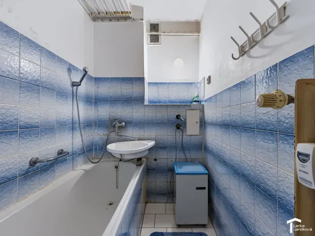 Prodej bytu 3+1, Pardubice - Zelené Předměstí, Gorkého, 74 m2