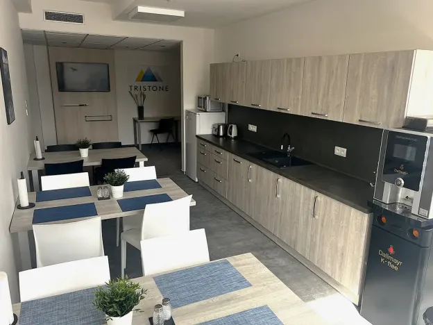 Pronájem kanceláře, Liberec - Liberec II-Nové Město, Chrastavská, 268 m2