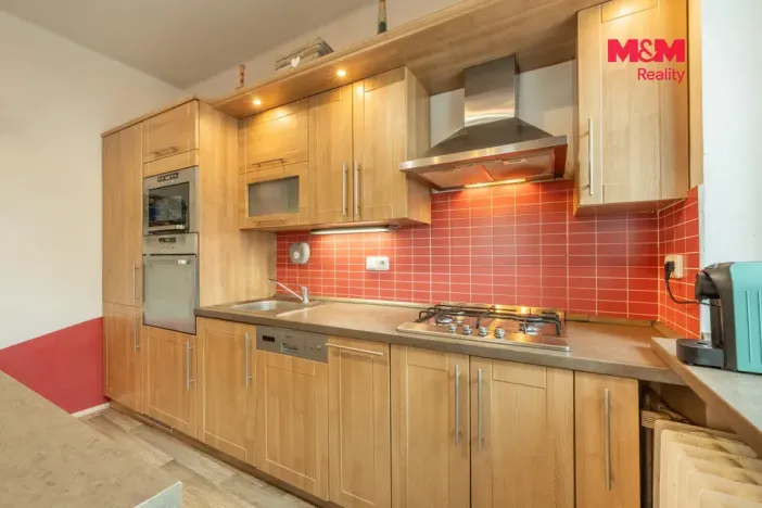 Prodej bytu 3+1, Slaný, Navrátilova, 69 m2