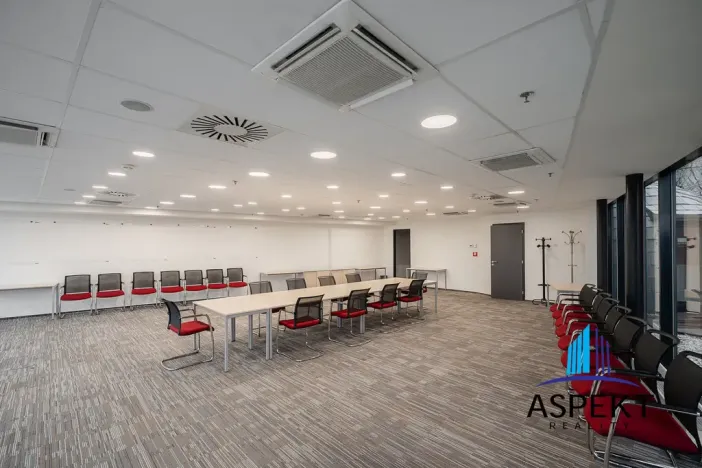 Pronájem kanceláře, Praha - Chodov, Líbalova, 30 m2