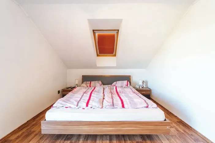 Prodej rodinného domu, Perná, 258 m2