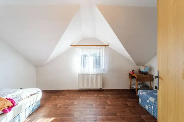 Prodej rodinného domu, Perná, 258 m2