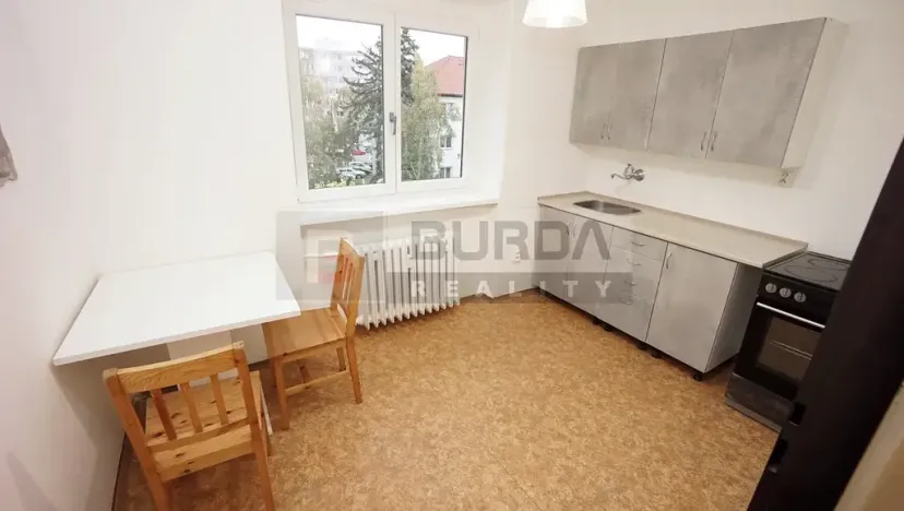Pronájem bytu 1+1, Neratovice, 30 m2