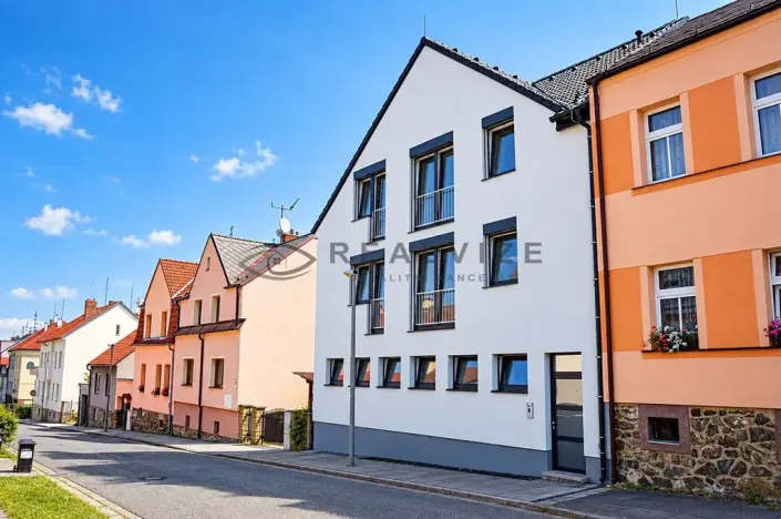 Prodej vícegeneračního domu, České Budějovice, J. Dobrovského, 830 m2