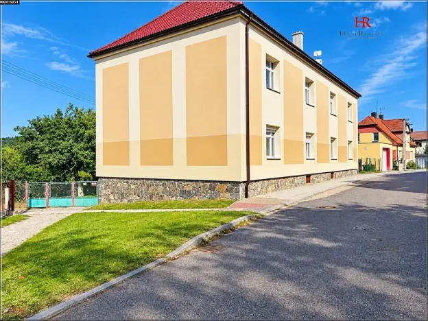 Prodej bytu 3+1, Čerčany, Komenského, 80 m2