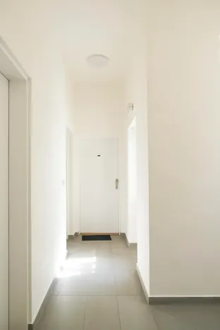 Pronájem bytu 1+kk, Praha - Žižkov, Štítného, 36 m2