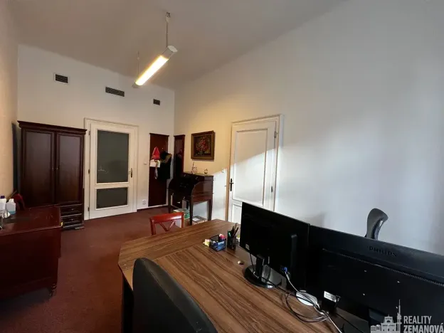 Pronájem kanceláře, Praha - Nové Město, Rumunská, 56 m2