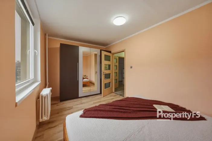 Prodej bytu 4+1, Ústí nad Labem - Všebořice, Spartakiádní, 84 m2