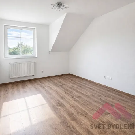 Pronájem rodinného domu, Větrušice, Skalní, 164 m2