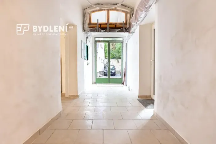 Pronájem restaurace, Krupka, Husitská, 330 m2