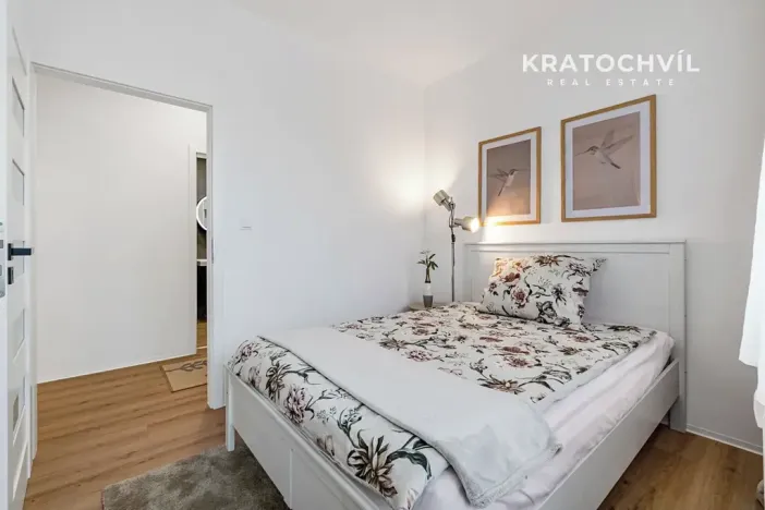 Pronájem bytu 2+kk, Vestec, U Strouhy, 41 m2