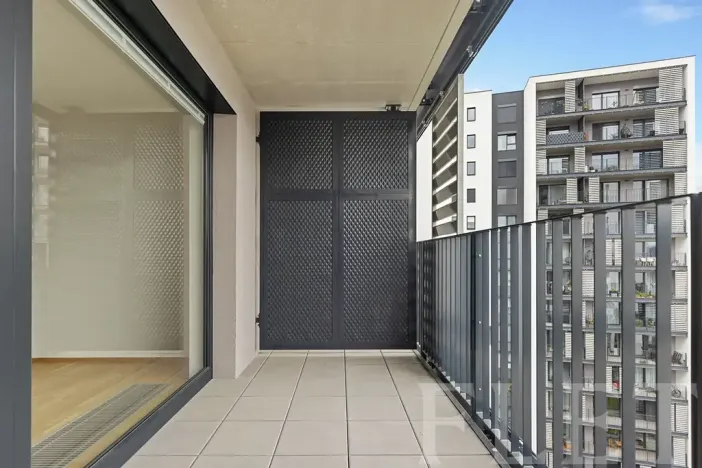 Pronájem bytu 1+kk, Praha - Modřany, Mezi vodami, 33 m2