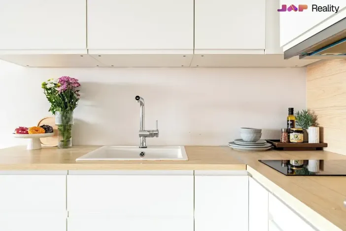 Prodej bytu 2+kk, Moravany, Višňová, 50 m2
