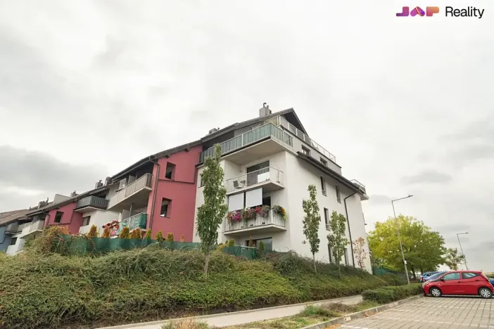Prodej bytu 2+kk, Moravany, Višňová, 50 m2
