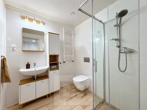 Pronájem bytu 2+kk, Praha - Třebonice, U Radosti, 55 m2