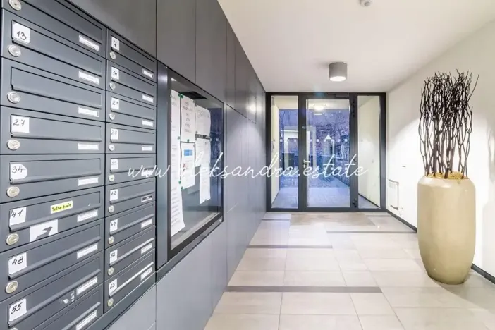 Pronájem bytu 2+kk, Praha - Libeň, V mezihoří, 58 m2