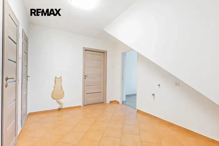 Prodej rodinného domu, Svinařov, Za Křenovkou, 160 m2