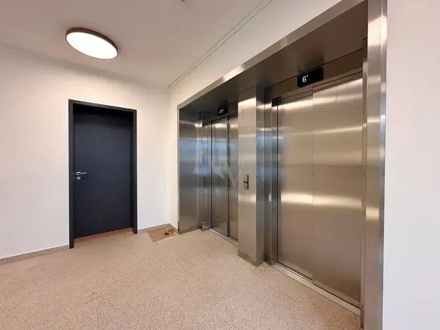 Pronájem bytu 1+kk, Brno, Opuštěná, 29 m2