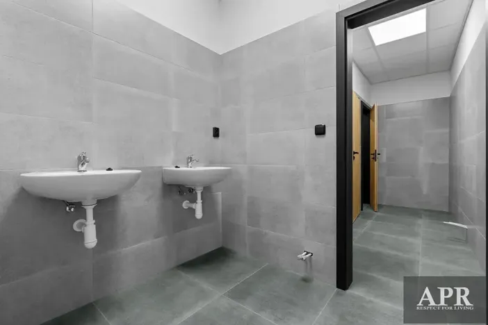 Pronájem skladu, Veselí nad Moravou, 2000 m2