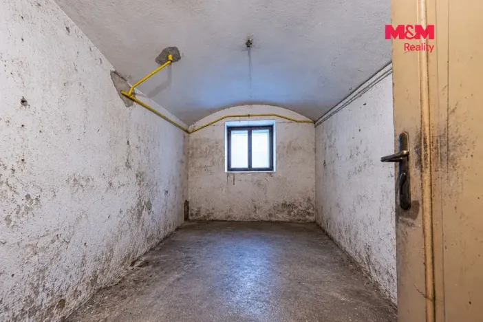 Prodej obchodního prostoru, Kolín - Kolín II, Sokolská, 230 m2