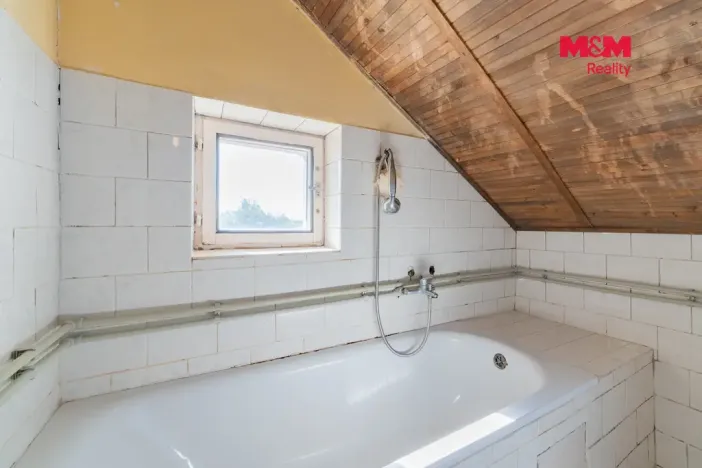 Pronájem bytu 5+1, Cheb - Tršnice, 98 m2