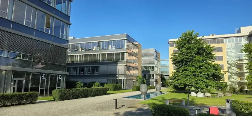Pronájem kanceláře, Praha, 1261 m2
