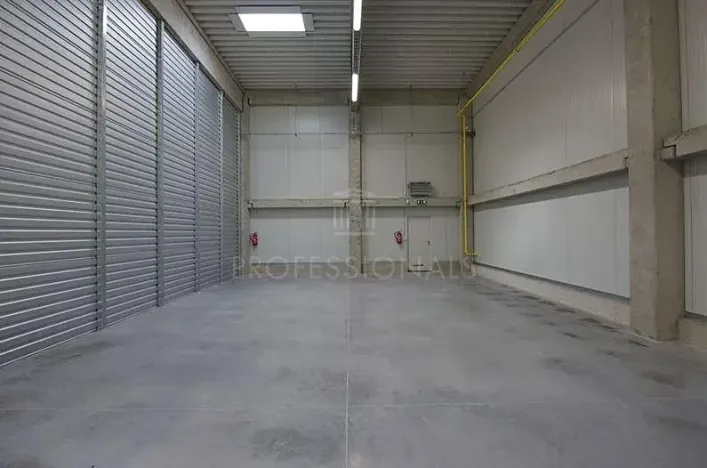Pronájem skladu, Praha - Malešice, Tiskařská, 124 m2