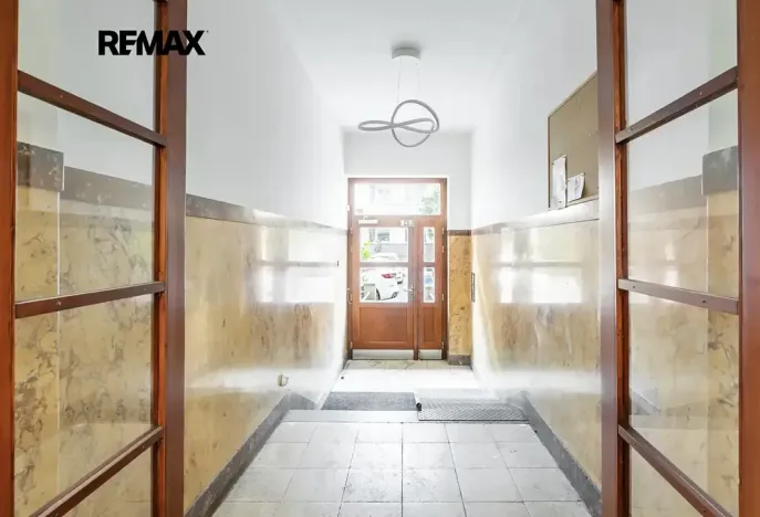 Prodej bytu 2+kk, Praha - Nusle, Kloboučnická, 52 m2
