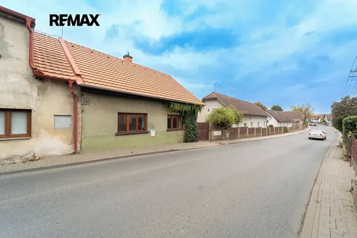 Prodej rodinného domu, Křenice, Hlavní, 52 m2