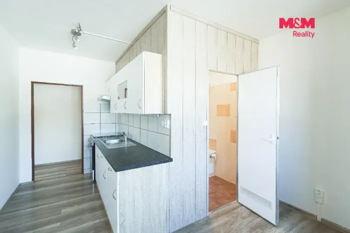 Pronájem bytu 2+1, Jeseník, nám. Svobody, 57 m2