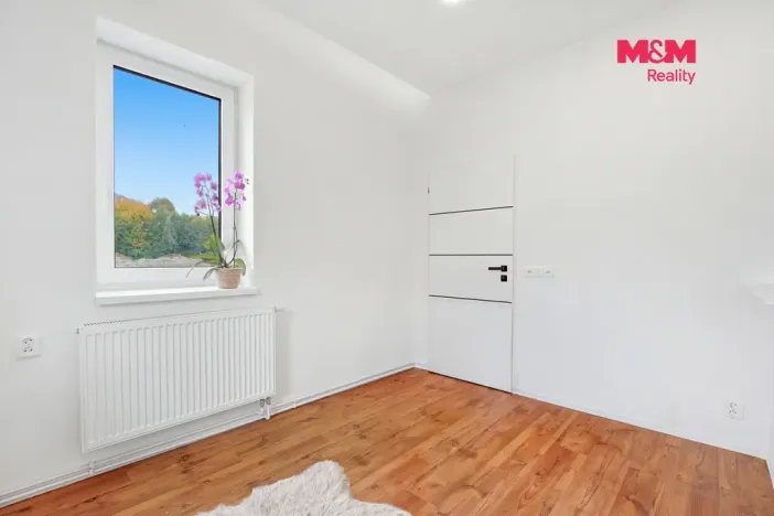 Pronájem bytu 2+kk, Jablonec nad Nisou - Mšeno nad Nisou, U Přehrady, 33 m2