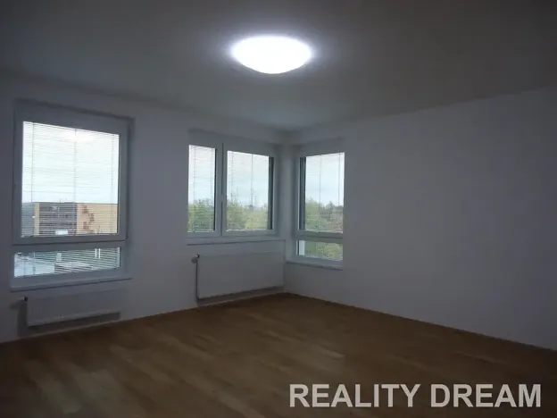 Pronájem bytu 3+kk, Praha - Střížkov, Makedonská, 108 m2