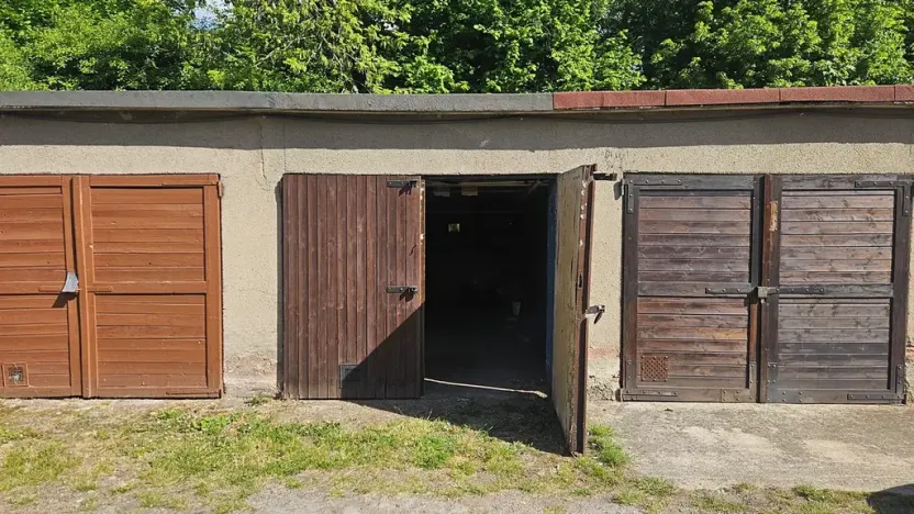 Pronájem garáže, Teplice, Jateční, 20 m2